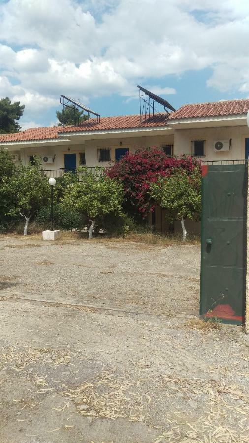 Villa Galaxidi Bagian luar foto